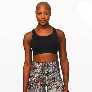 Lululemon Enlite Bra
High Support, C-Cup
DESIGNED FOR ON THE MOVE